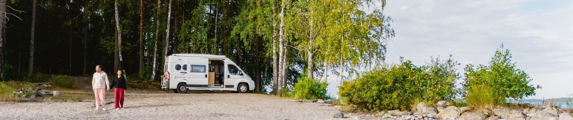 the-camper-rent-banner-wohnmobil-fuer-2-personen